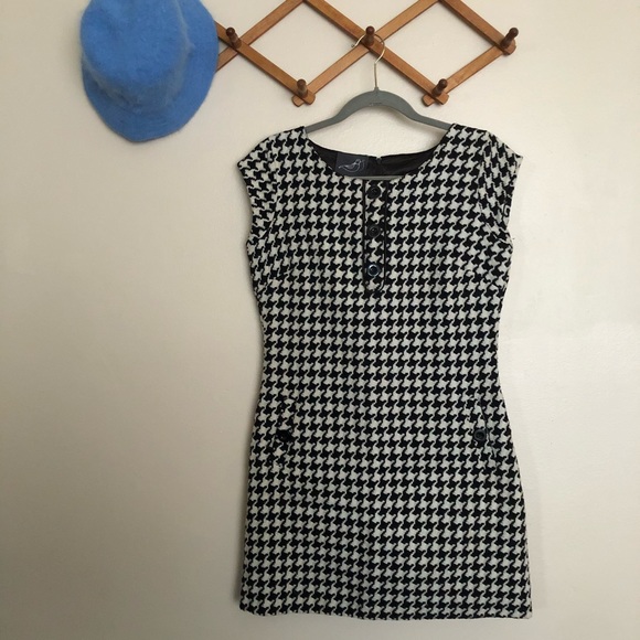 Knitted Dove Wool Gingham Short Sleeve Dress - Picture 1 of 10